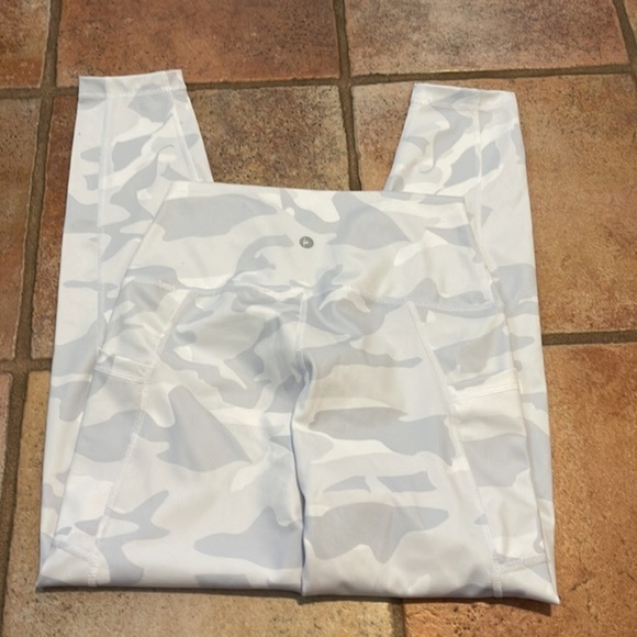 90 degrees by reflex Camo leggings - Picture 4 of 4